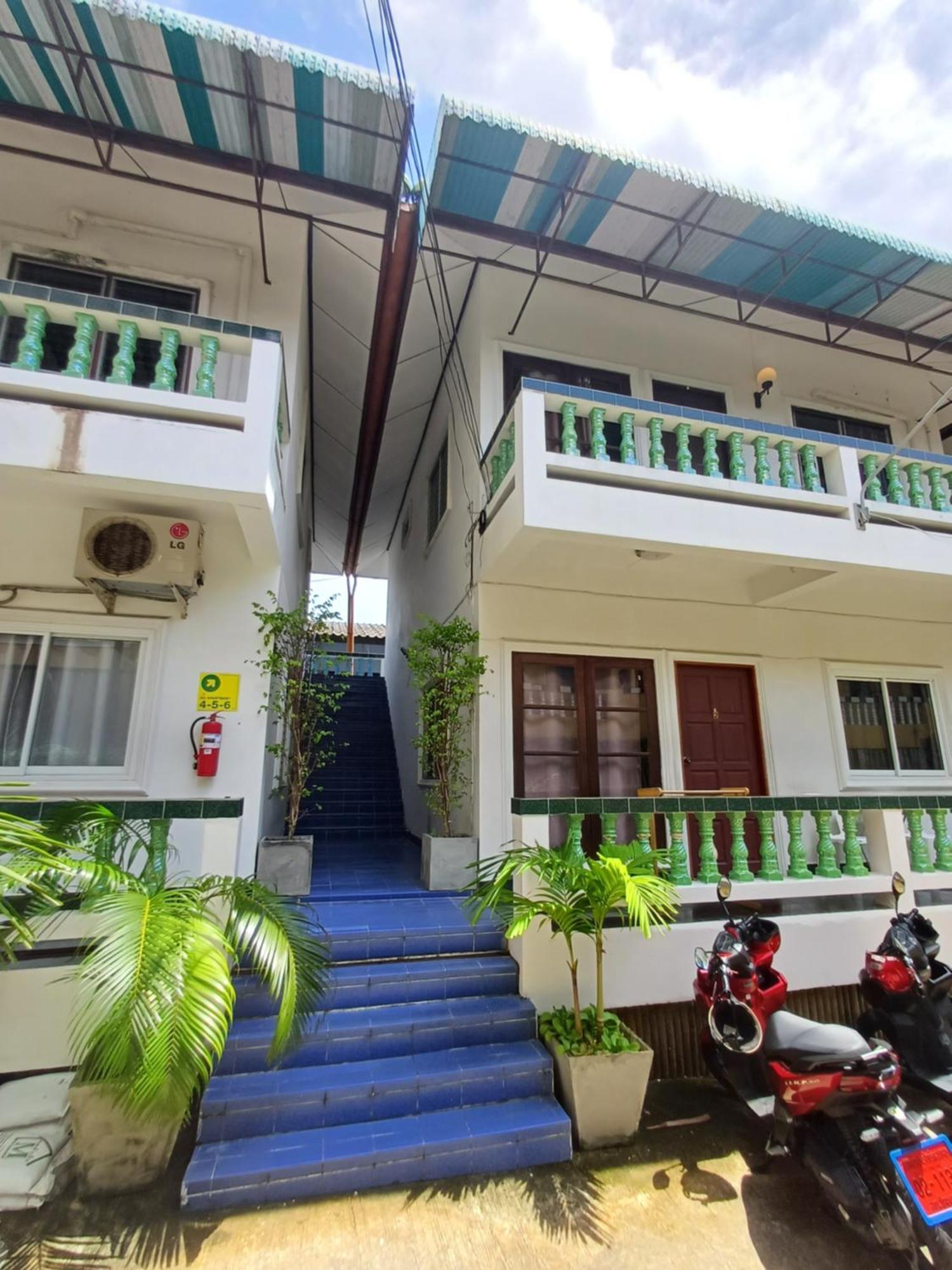 The Villa Residences Resort Patong Extérieur photo