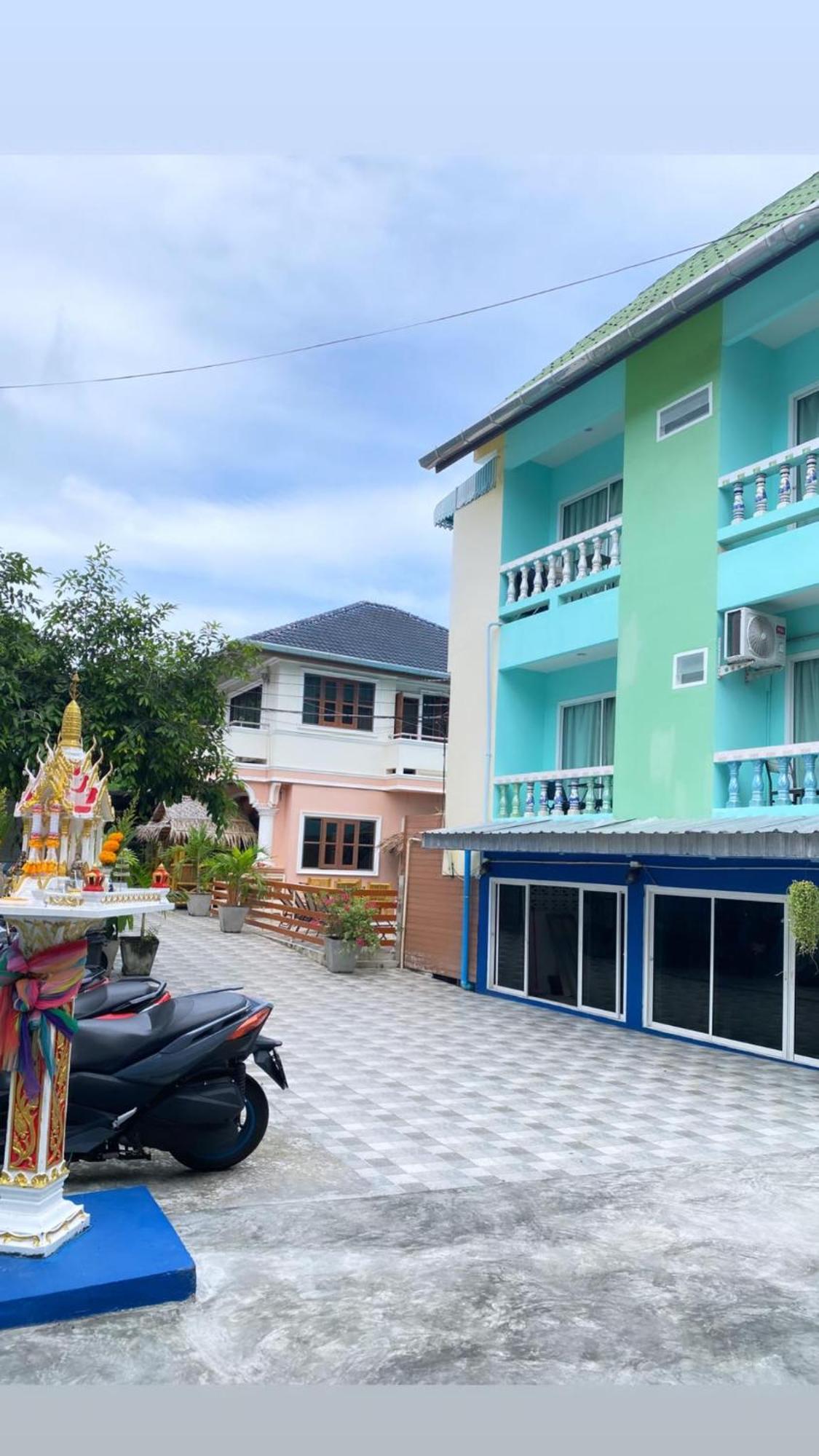 The Villa Residences Resort Patong Extérieur photo