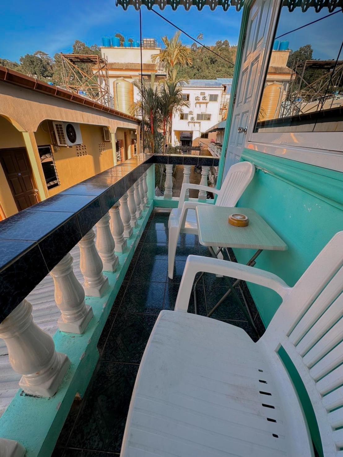 The Villa Residences Resort Patong Extérieur photo