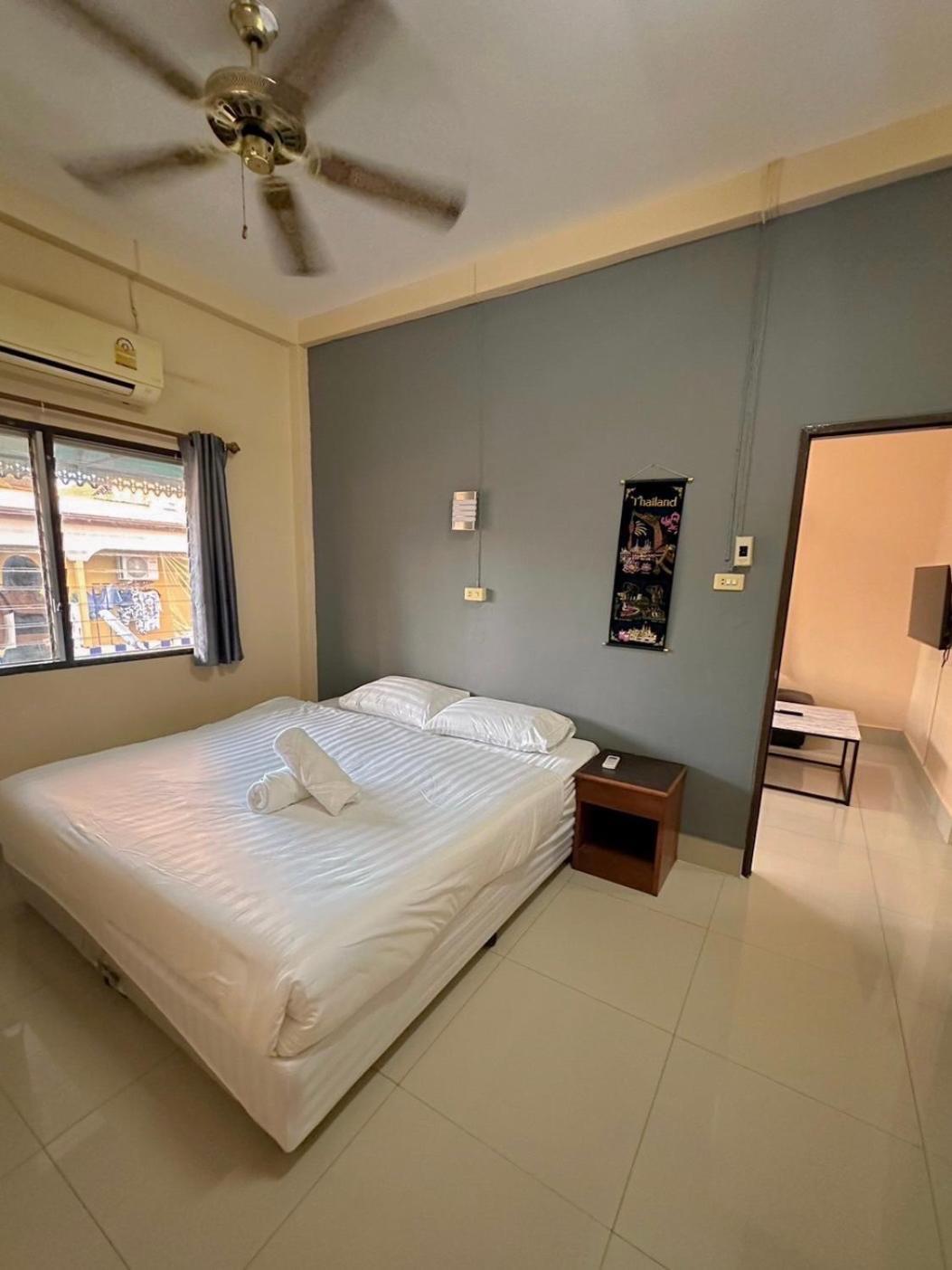 The Villa Residences Resort Patong Extérieur photo